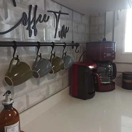 Apartment Houseofurla *