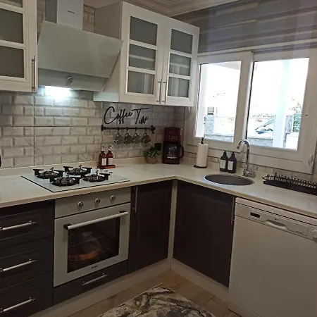 Houseofurla